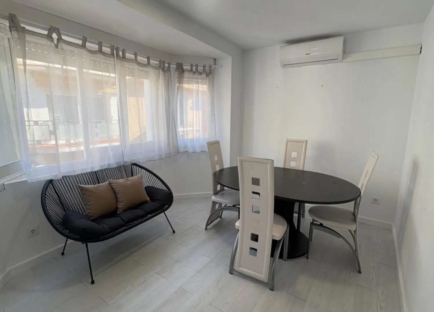 Rosas Centro Apartment